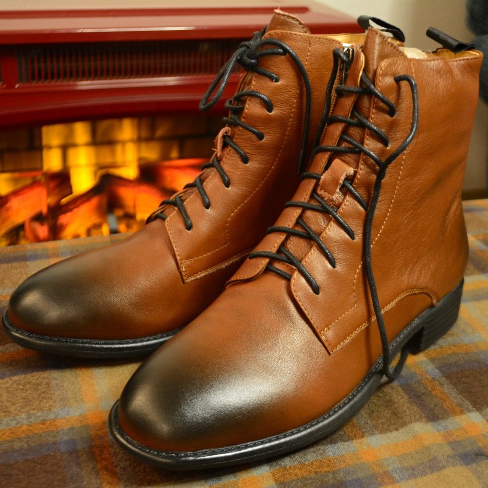 NEW! ✨ Leather lace-up ankle boots